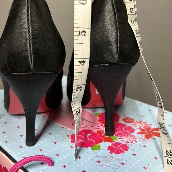 Poetic Licence heel dazzling black size 7.5 new in box satin fabric with glam - Picture 5 of 13
